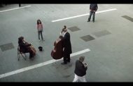 VIDEO: A Little Girl Gives Coins To A Street Musician And Gets The Best Surprise In Return